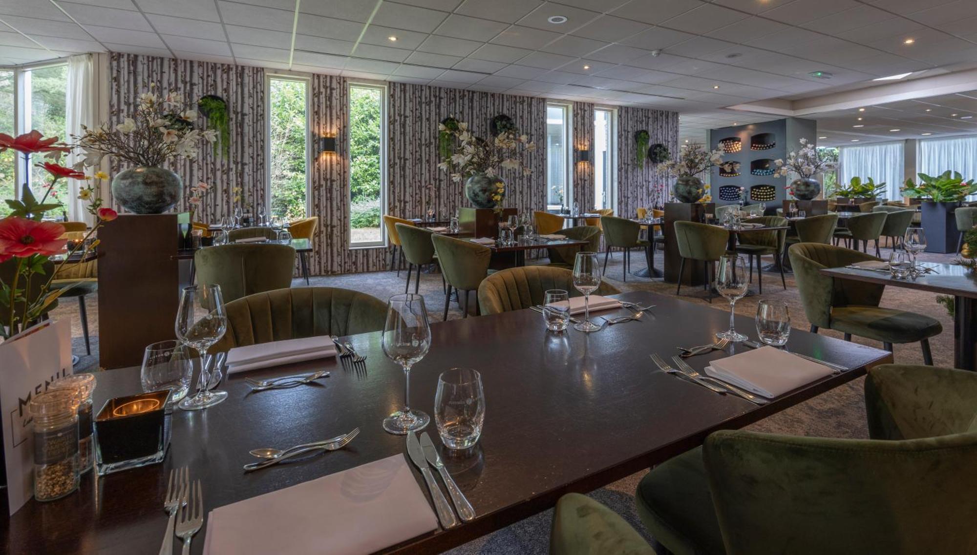 Fletcher Hotel-Restaurant Mooi Veluwe Putten Bagian luar foto
