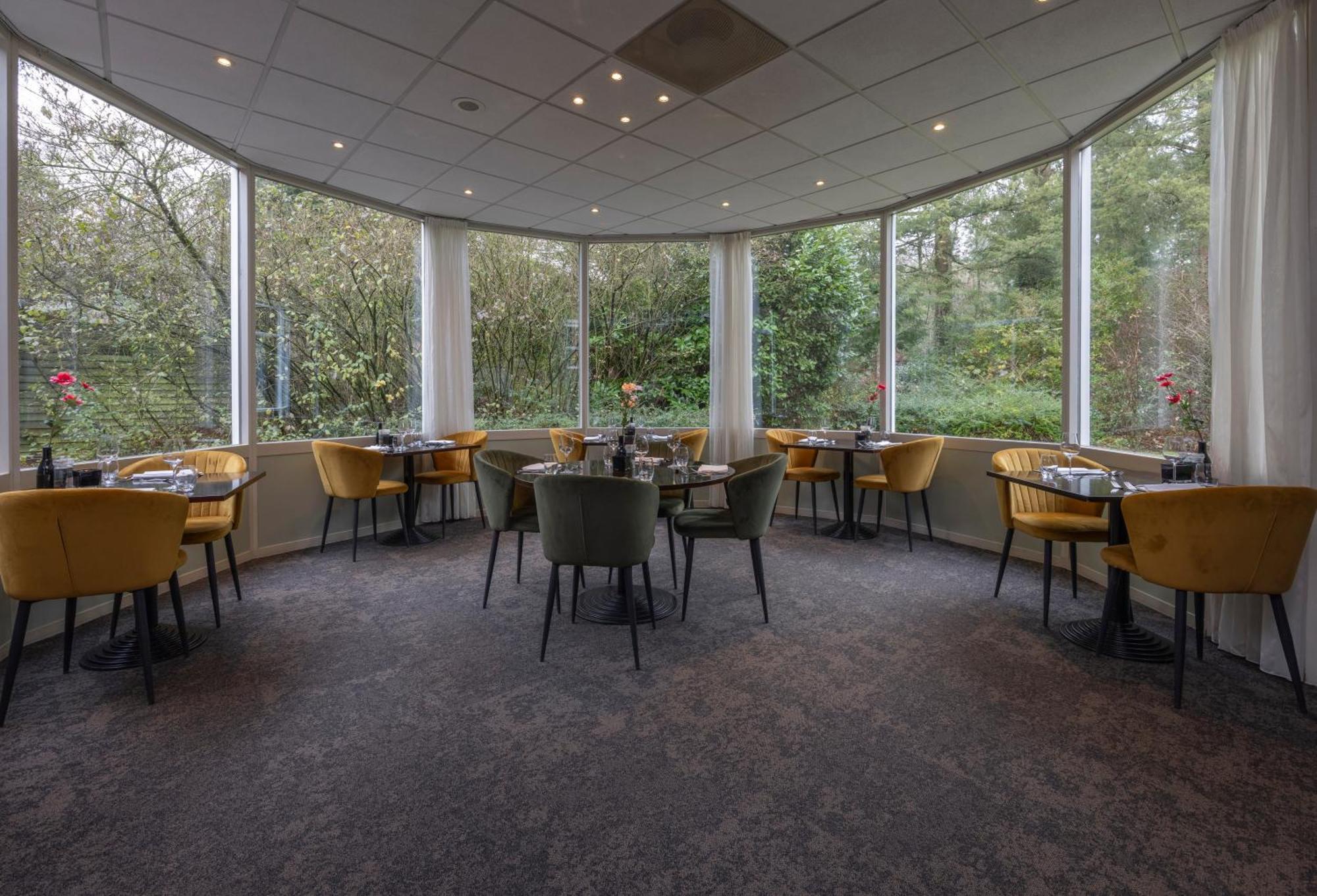 Fletcher Hotel-Restaurant Mooi Veluwe Putten Bagian luar foto