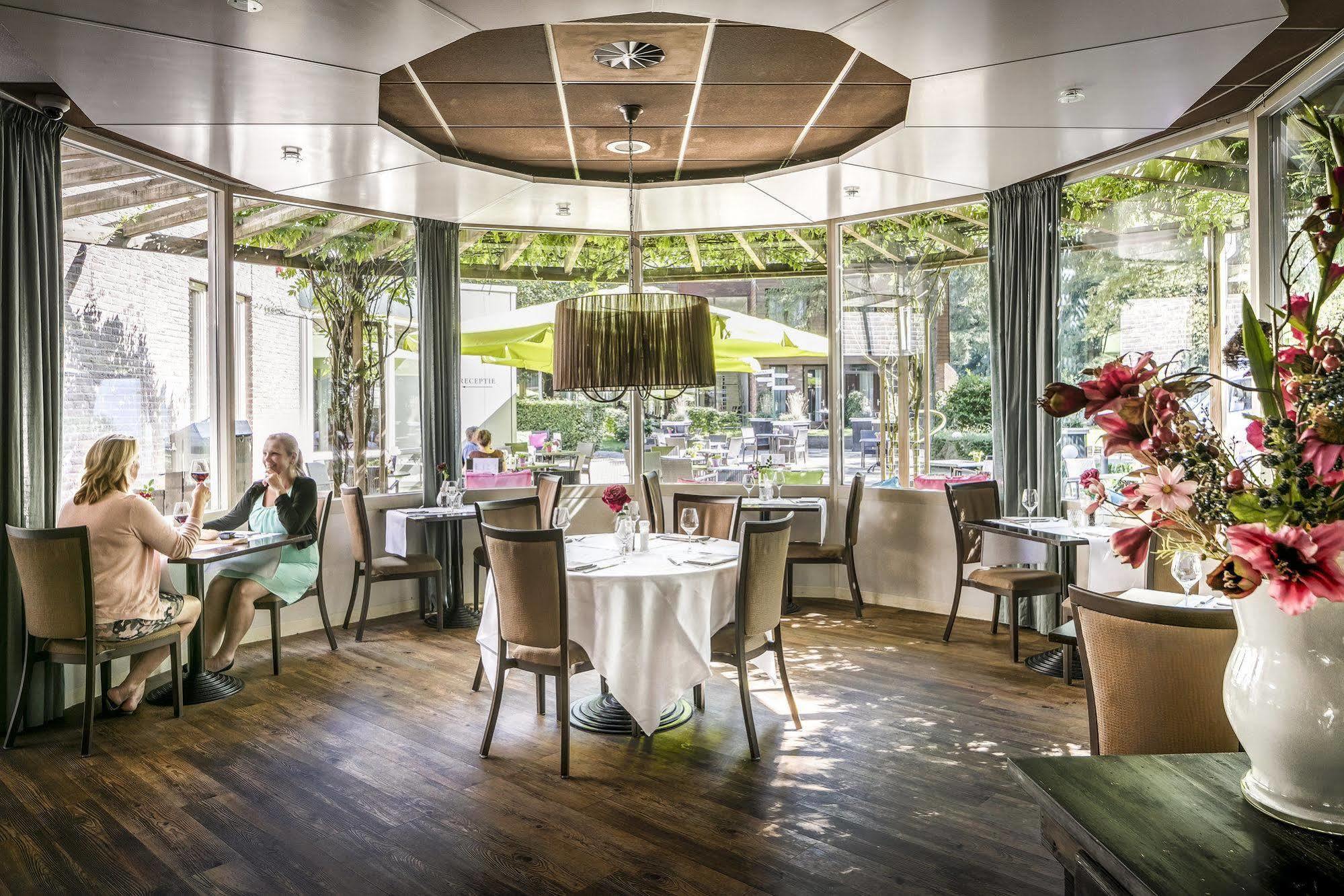 Fletcher Hotel-Restaurant Mooi Veluwe Putten Bagian luar foto
